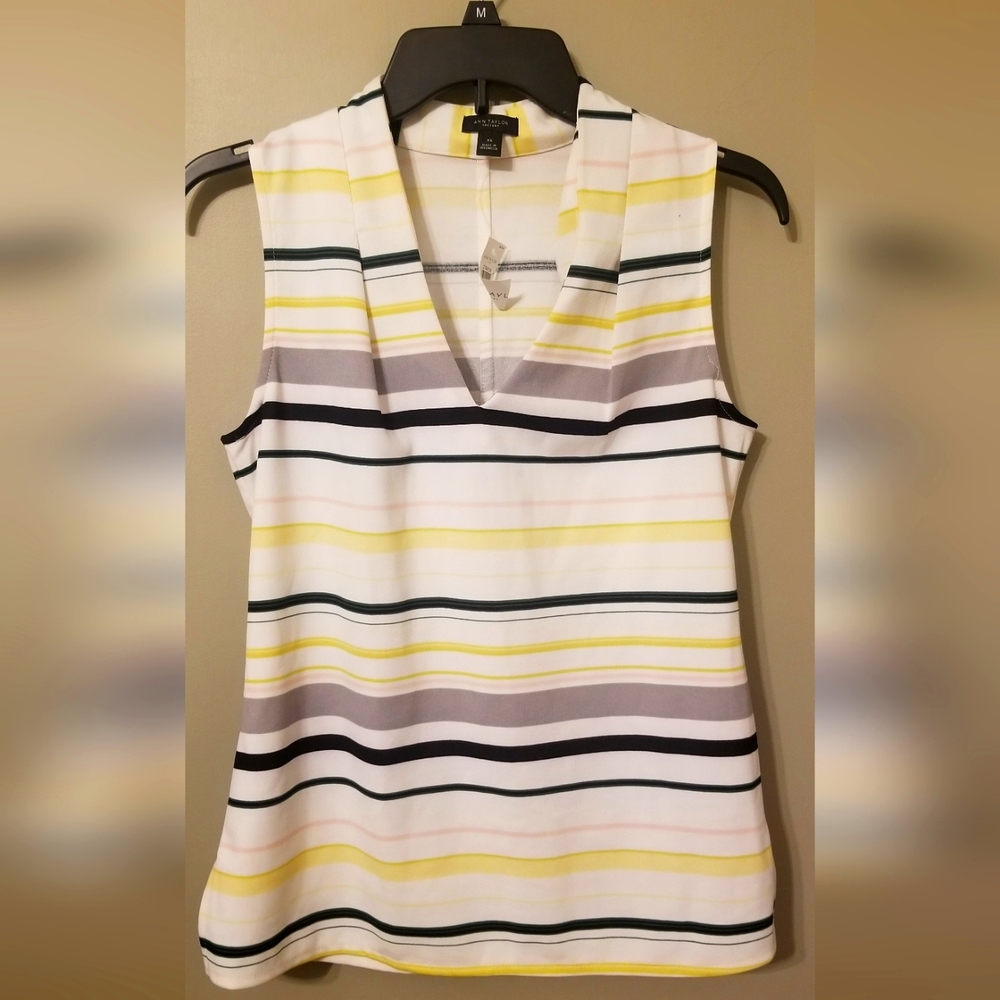 *$10 SALE* NWT Ann Taylor blouse